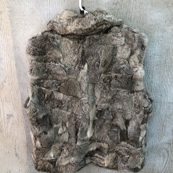 LIKE NEW! Saks Fifth Ave Genuine Rabbit Fur Vest M - Picture 8 of 10